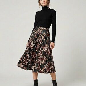 RARE Topshop "Ramble" Faux Leather Pleated Floral Midi Skirt – Black/Burgundy